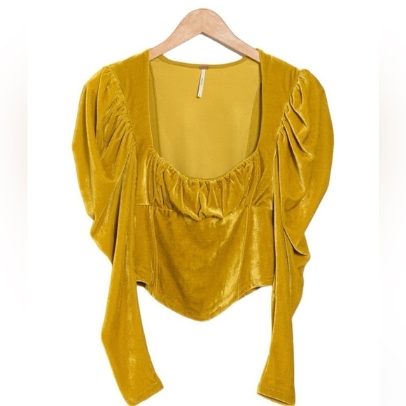 NWT Free People Hold Me Puff Sleeve Velvet Top in glistening gold - Picture 5 of 5